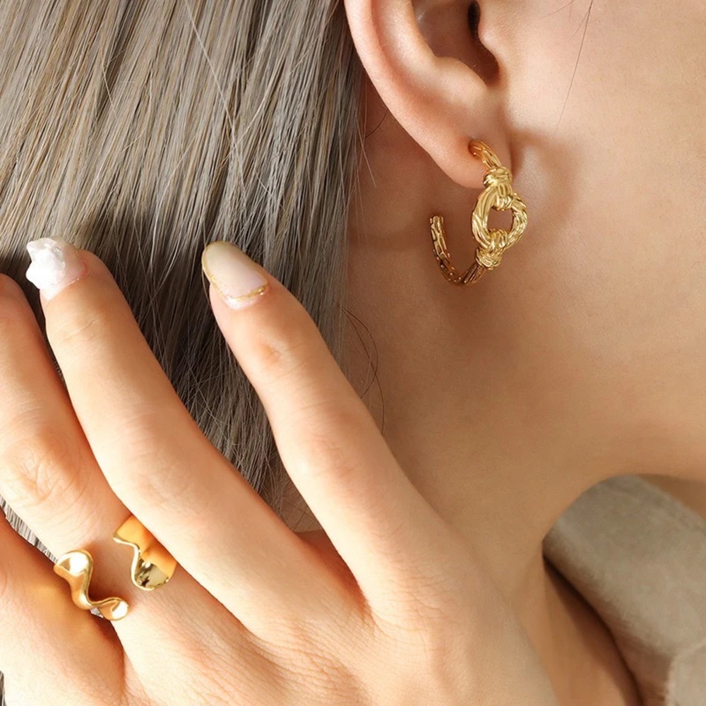 NEW💎18K Gold Plated Hoop Earrings*Vintage Earrings